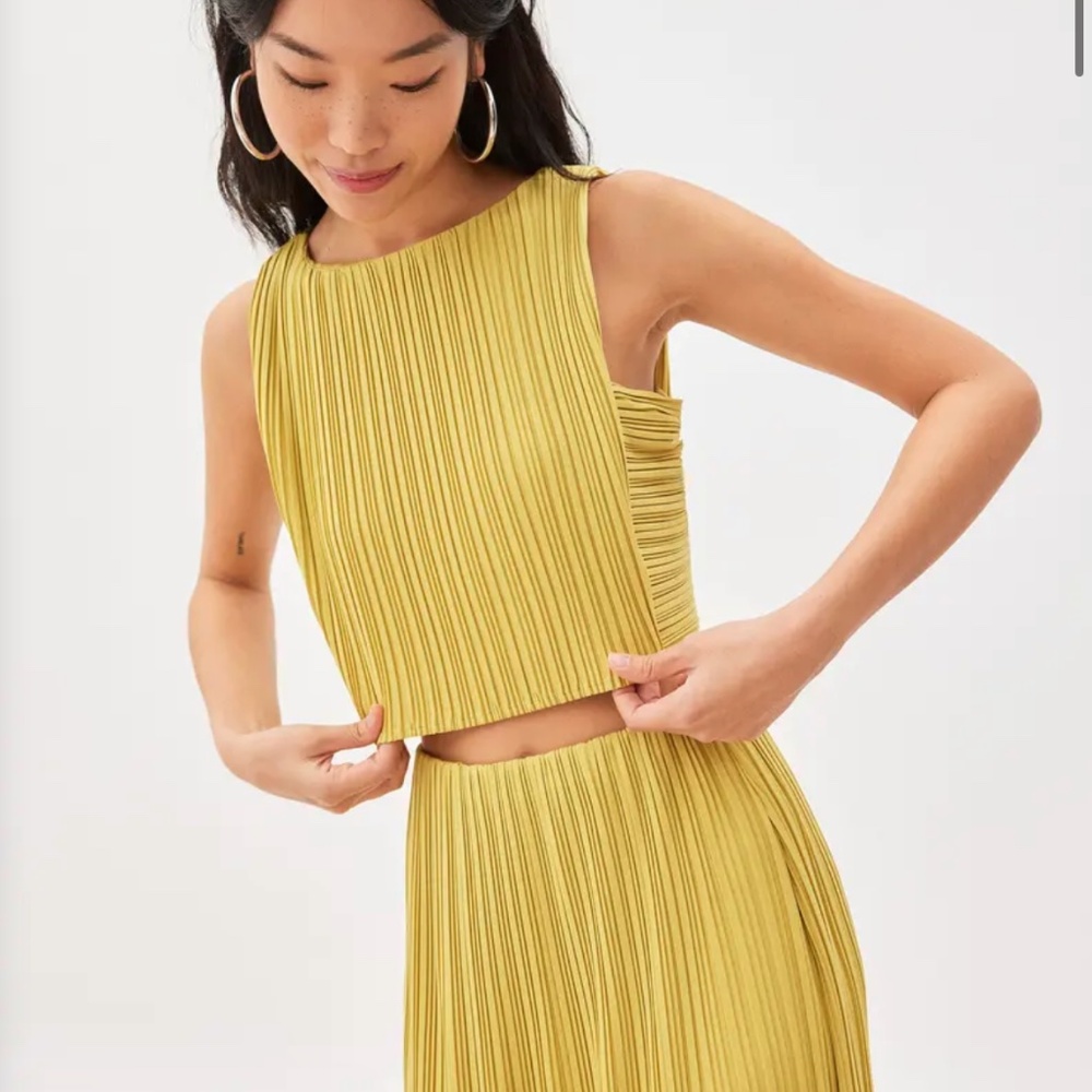 Love, Bonito Matching Set NWT